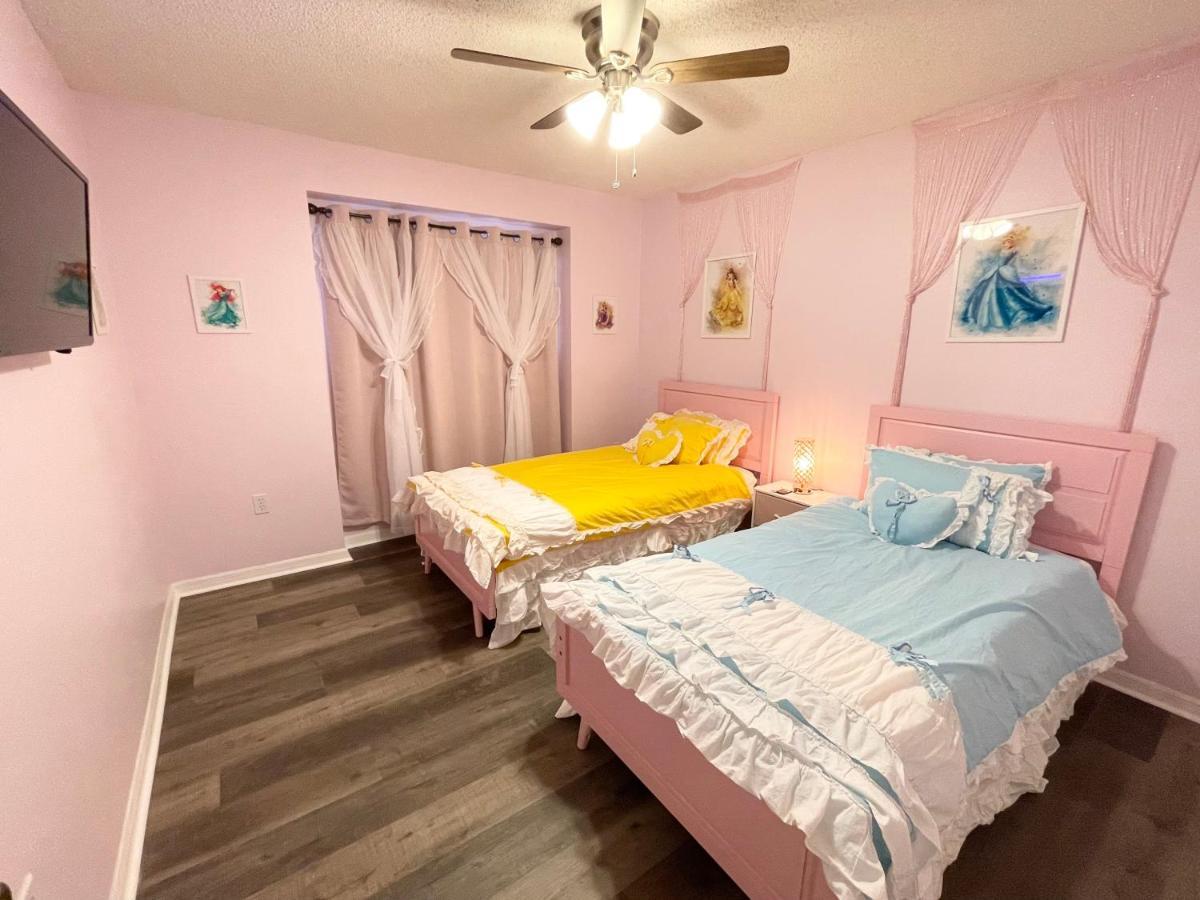 Fully Renovated, Quiet, Spacious Disney Themed Pool Home With Office คิสซิมมี ภายนอก รูปภาพ